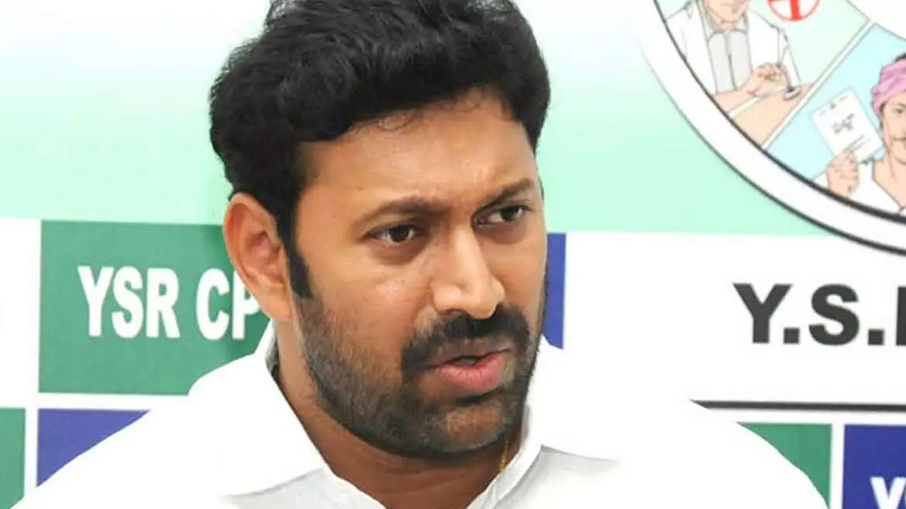 AVINASH-REDDY.jpg
