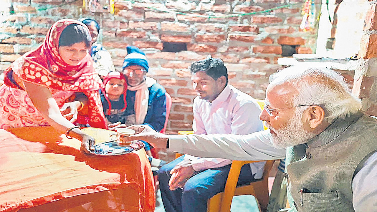 2modi1.jpg