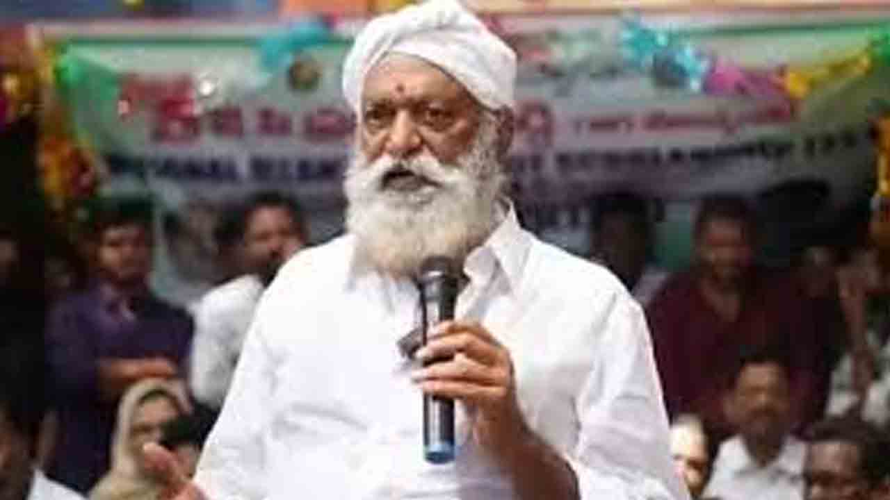 TDP Leader JC Prabhakar reddy