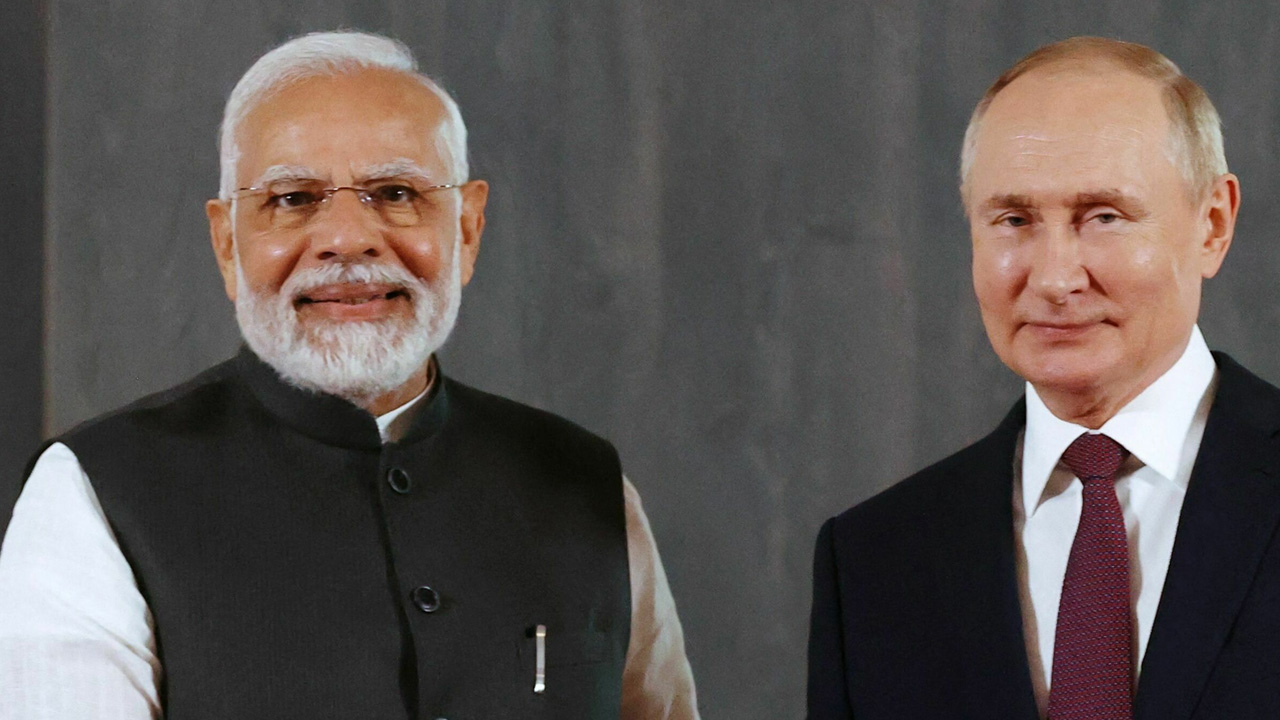 India-and-Rrussia.jpg