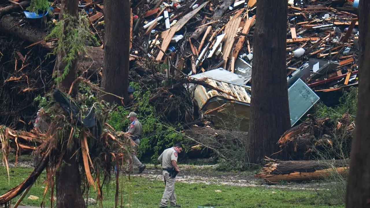 Texas-floods-3.jpg