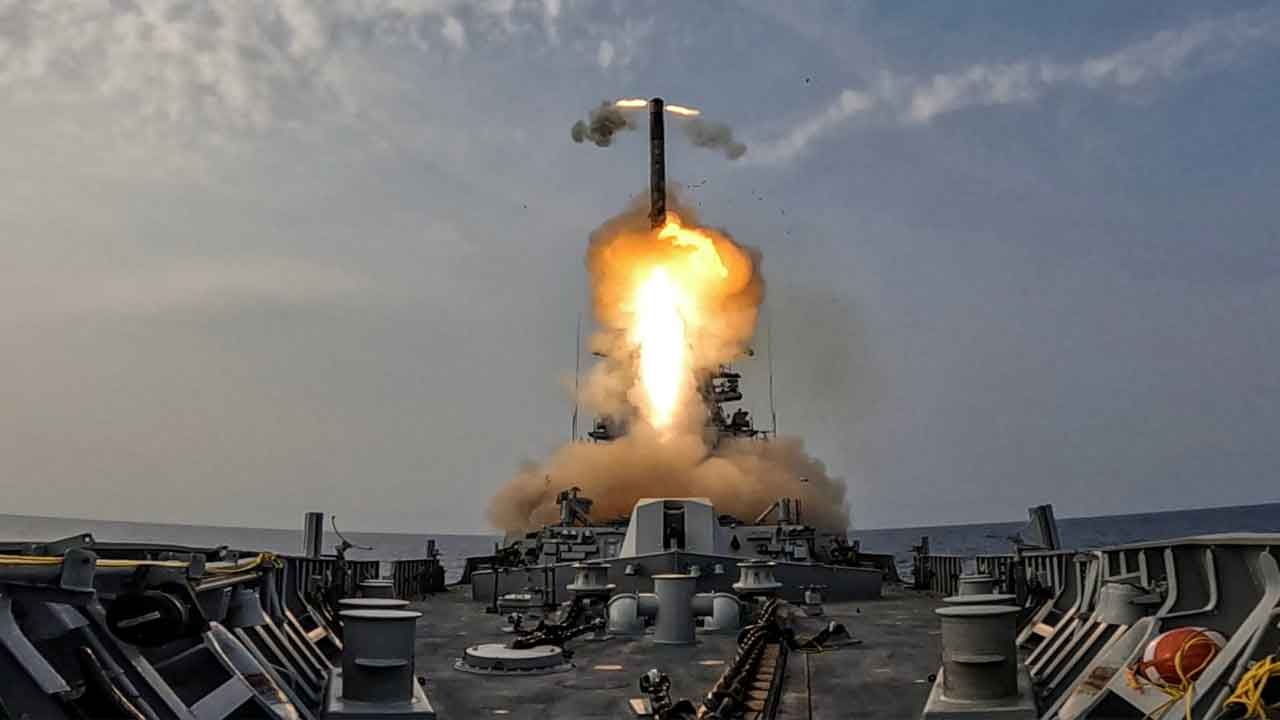 Vishnu--hypersonic-missile.jpg