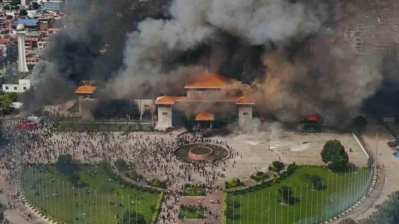 Nepal-Parliament-set-on-fir.jpg