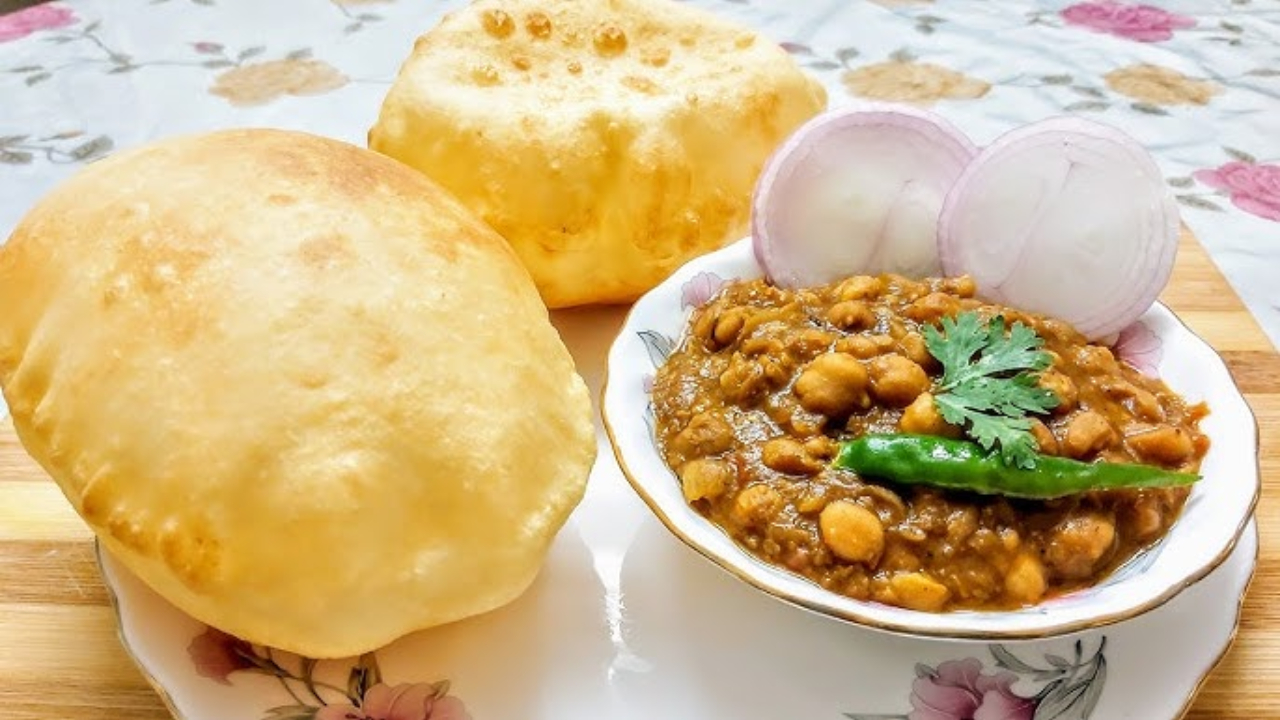 Chole Bhature.jpg