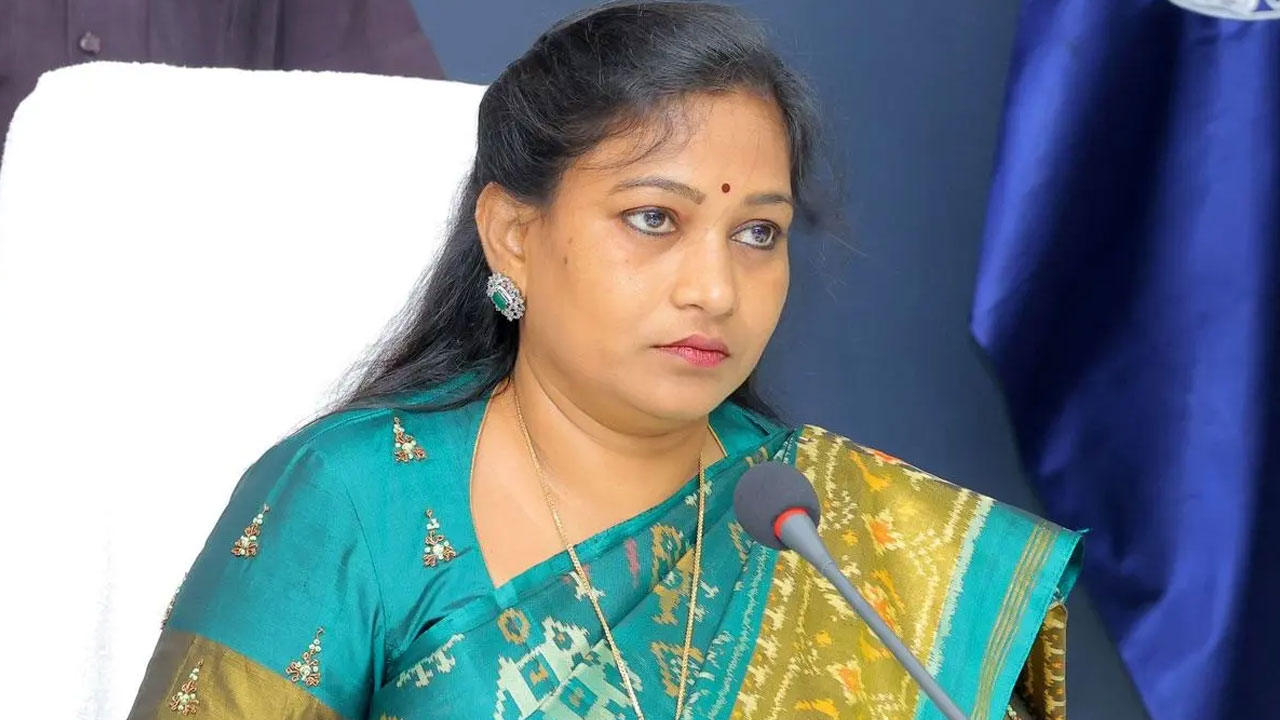 anitha-home-minister.jpg