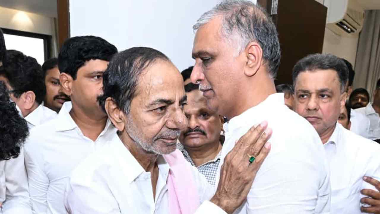 kcr-at-harish-rao-house-1.jpg