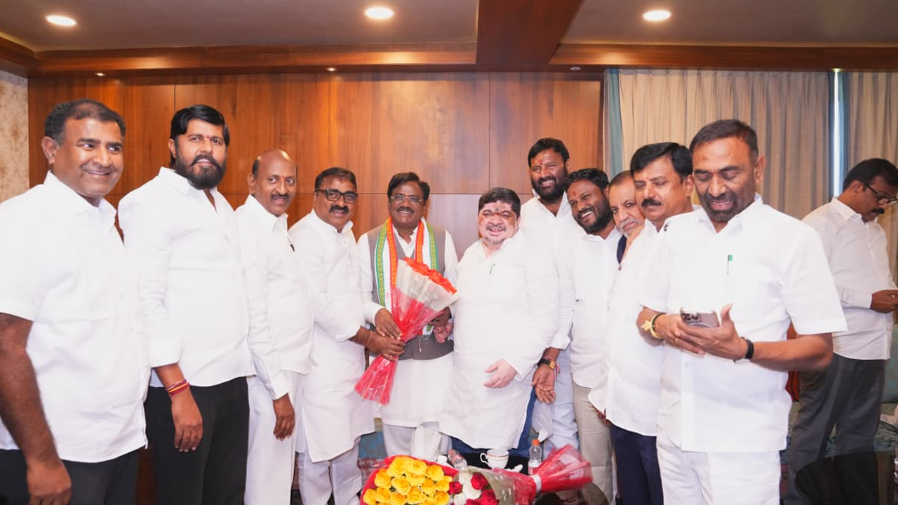 Congress-Leaders-Celebratio.jpg