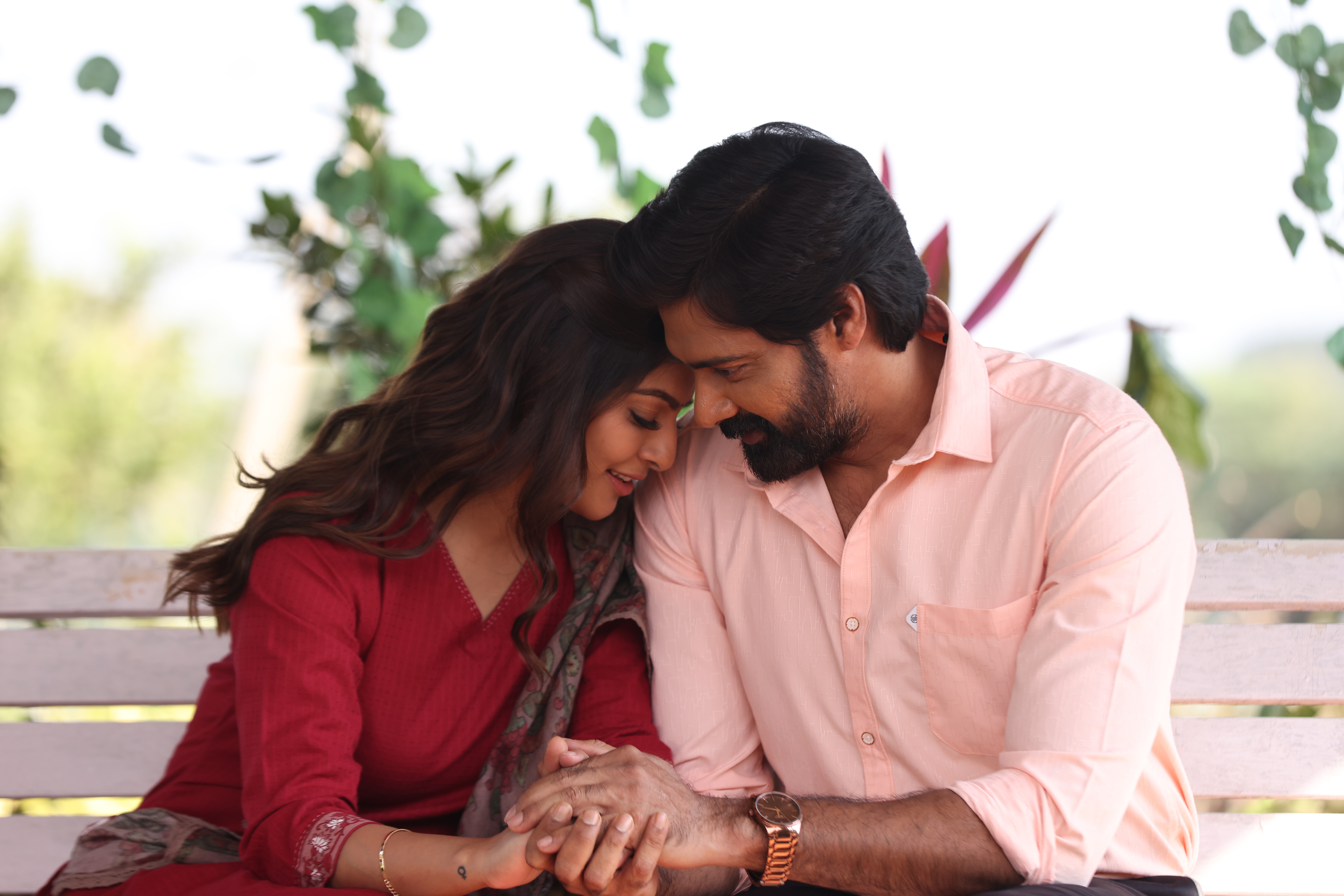 Varalakshmi Sharath Kumar - Naveen Chandra (1) new.jpg