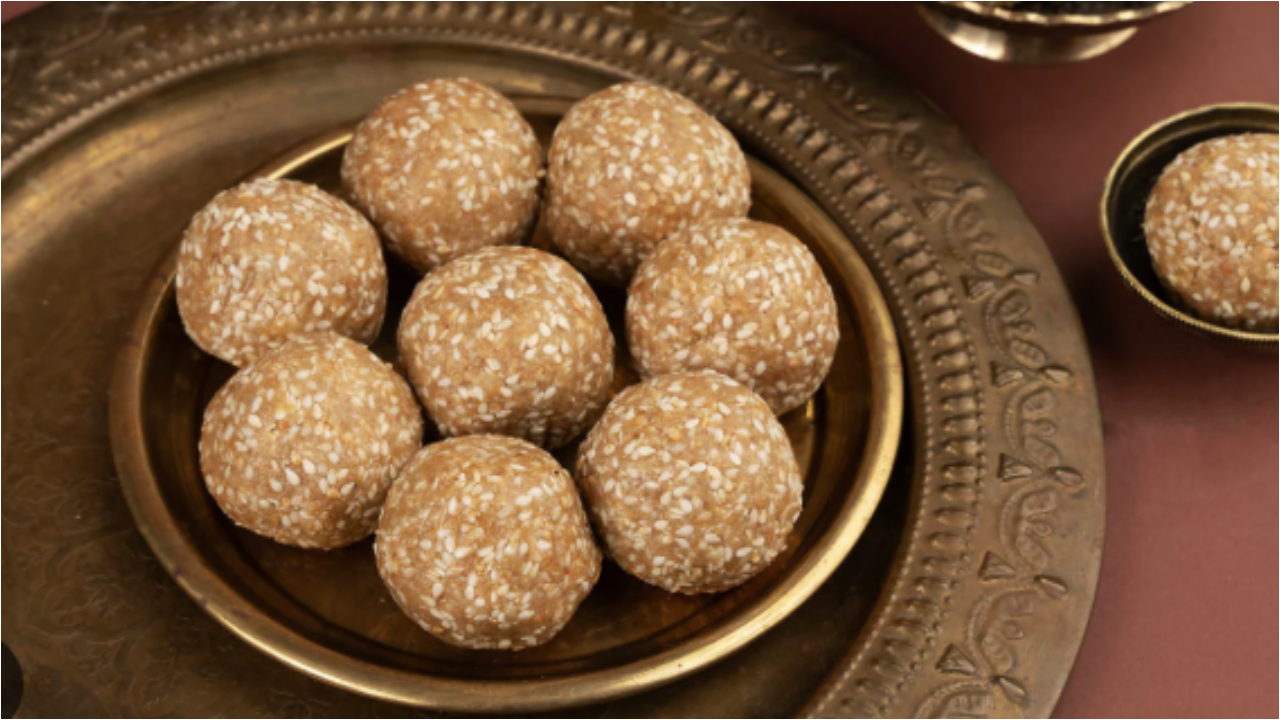 Nuvuula Laddu.jpg