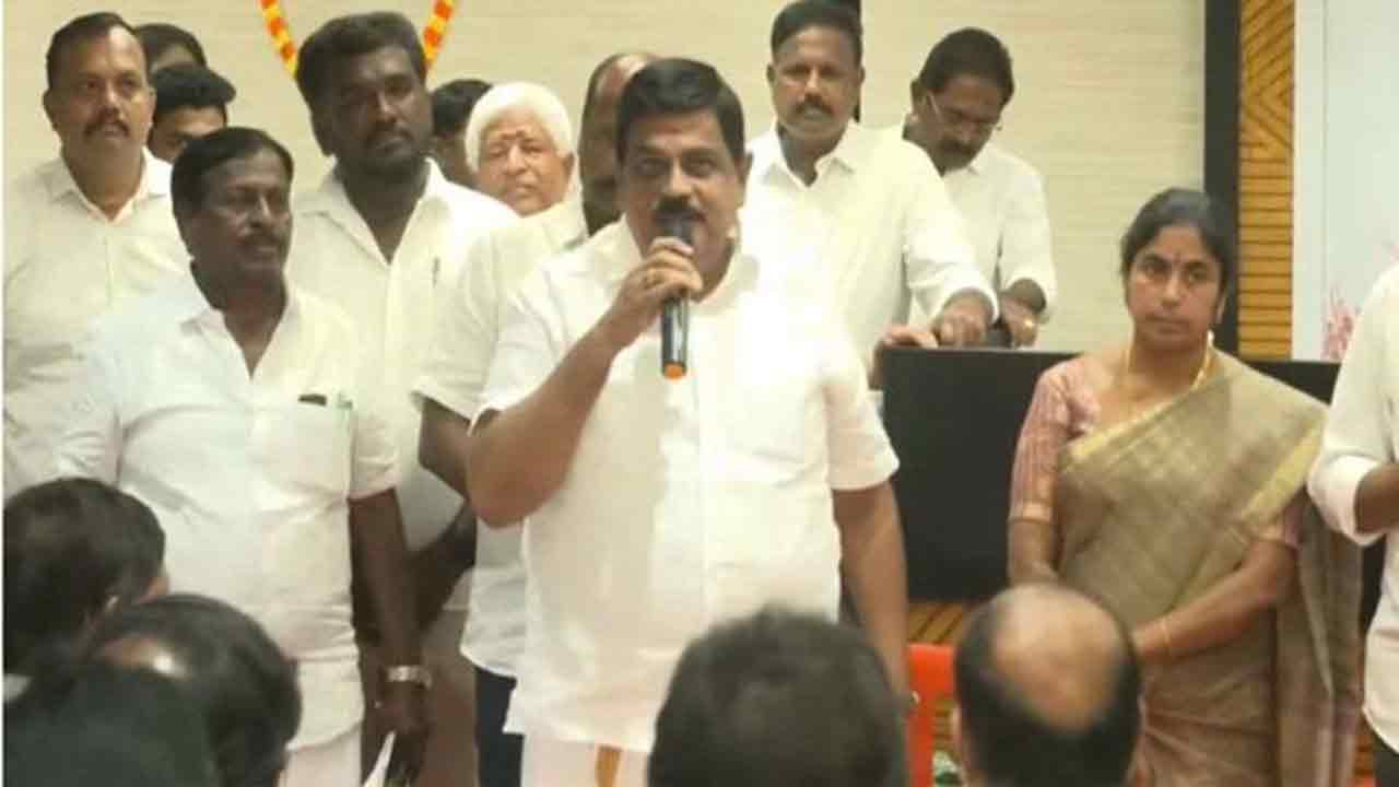 AIADMK-leaders.jpg