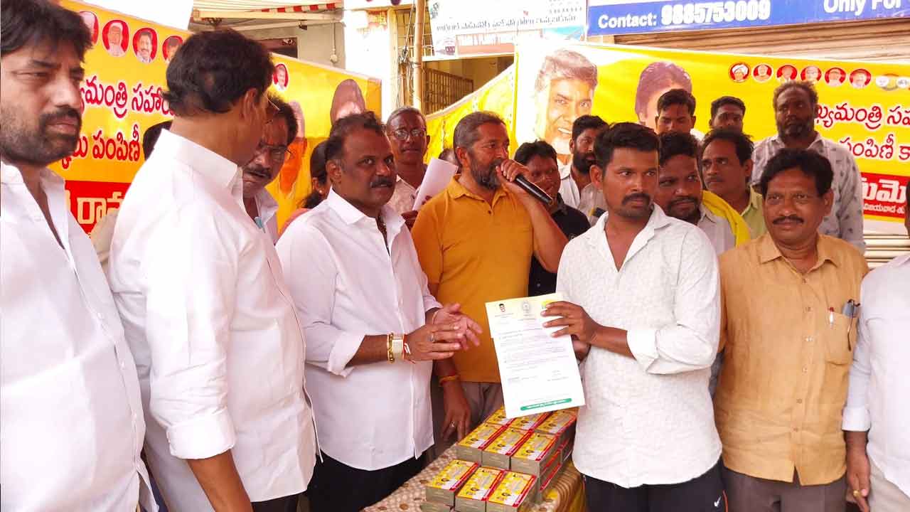 AP--Minister-Anagani-2.jpg