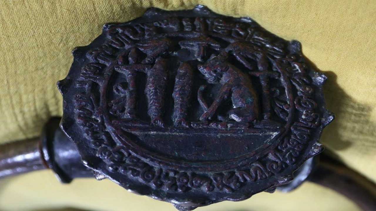 Chola-Raja-Mudra.jpg