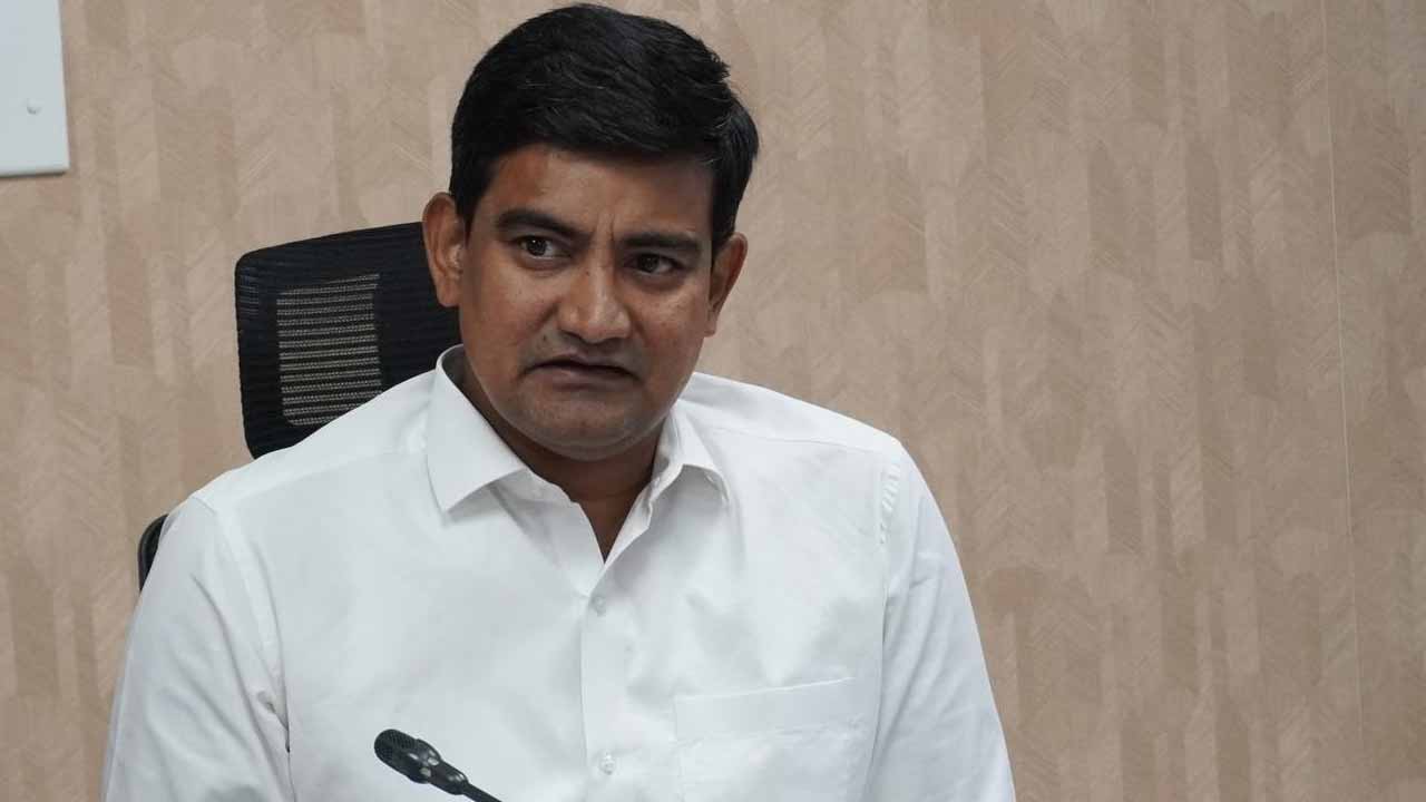 kondaplli-srinivas-ap-pensi.jpg