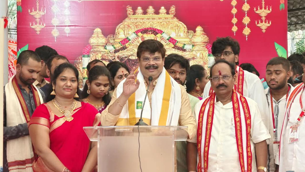 BOYAPATI-SRINU-2.jpg