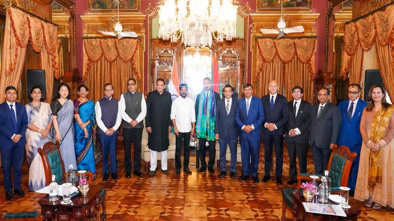 aga-khan-revanth2.jpg
