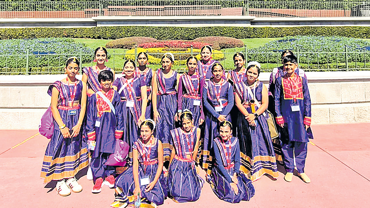 kuchipudi2.jpg