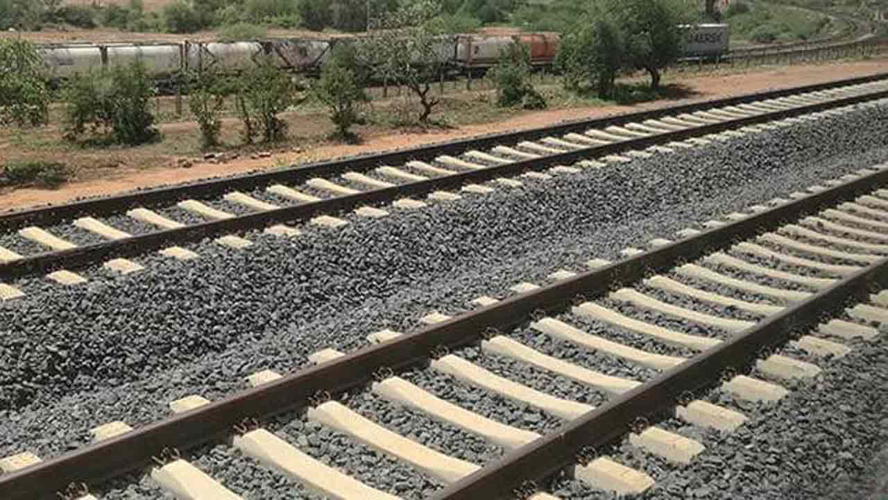rail.jpg